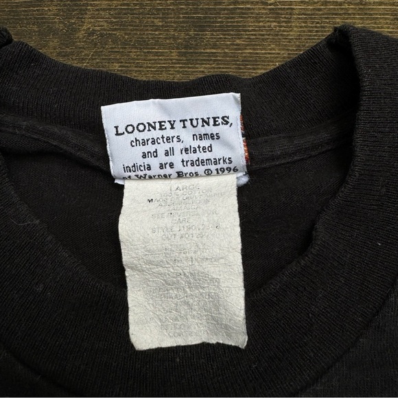 Vintage Looney Tunes 1996 T-Shirt Large single stitch - Picture 5 of 10
